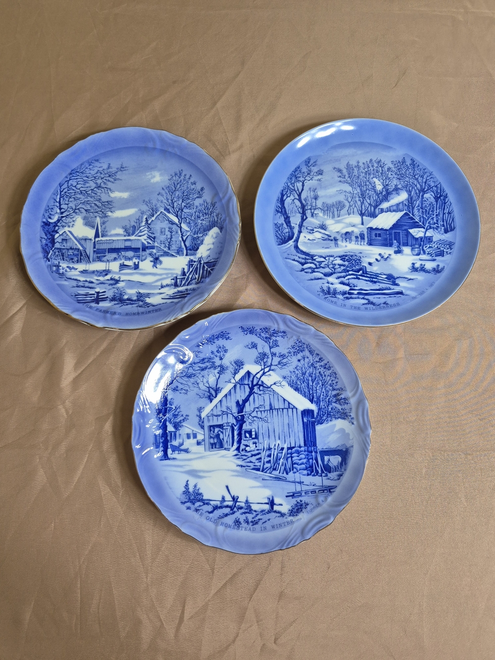 VTG Currier & Ives Blue Winter Scene Decorative Plates Set of 3 Gold Rim Japan